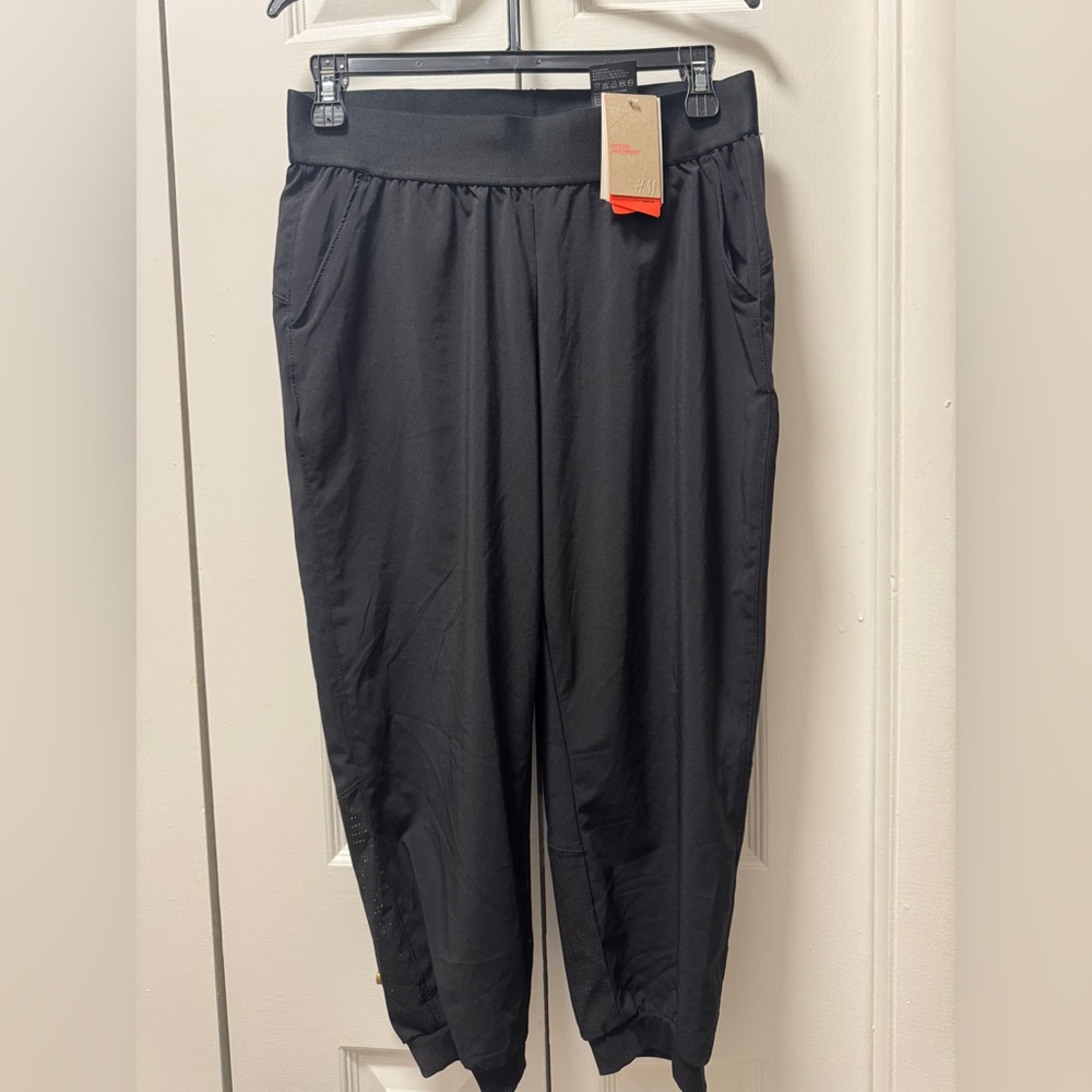 H&M woman’s / girls / black  Joggers